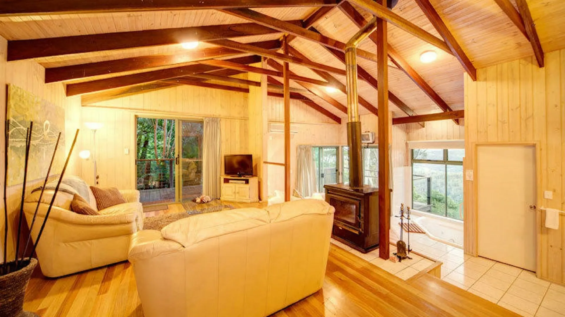 Treetops Seaview Montville 4*,  Australia